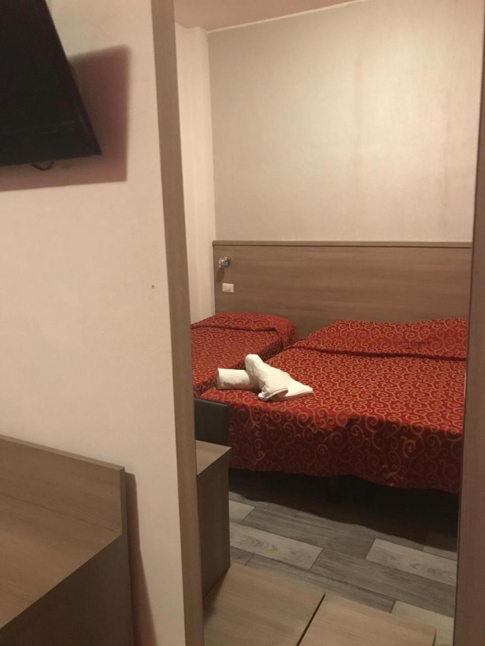 Soperga Guesthouse มิลาน ภายนอก รูปภาพ