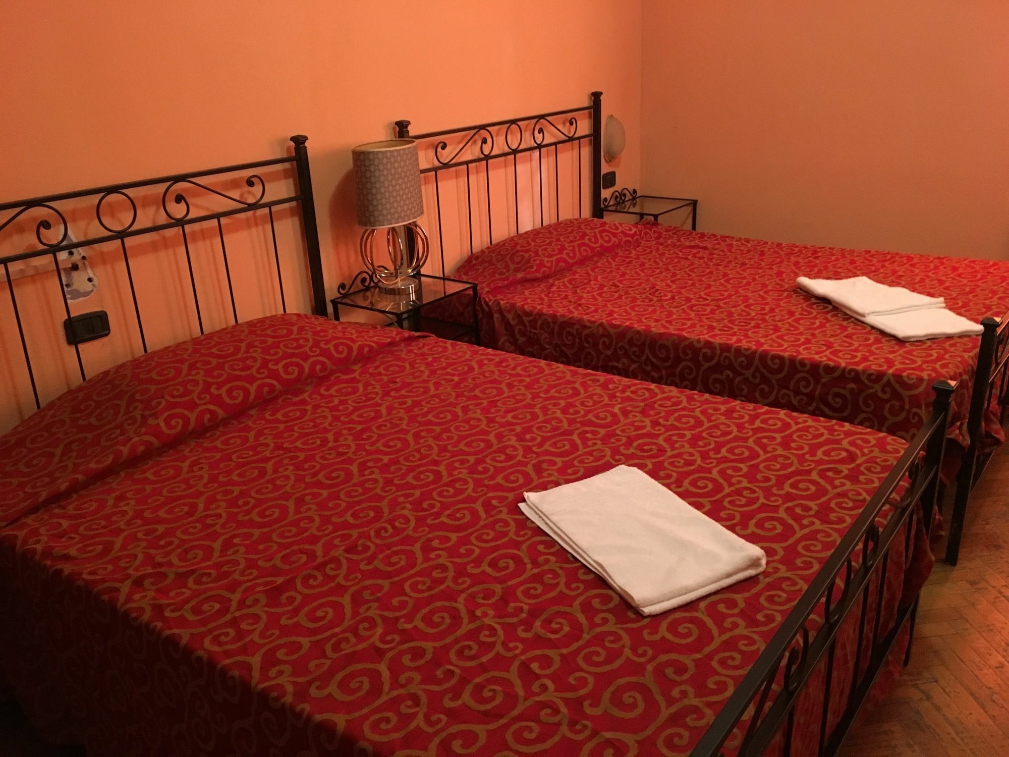 Soperga Guesthouse มิลาน ภายนอก รูปภาพ